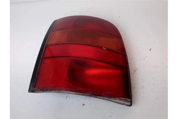 Recambio de piloto trasero izquierdo para nissan micra (k11) 1.3 i 16v referencia OEM IAM 265595F301 GP0093 