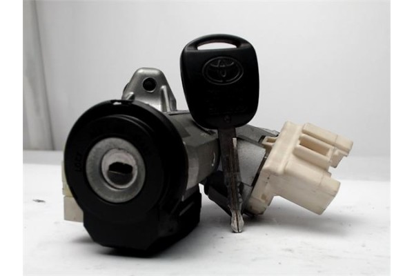Recambio de clausor para toyota yaris (ncp1/nlp1/scp1) 1.4 d-4d referencia OEM IAM   