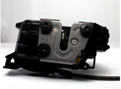 CERRADURA PUERTA TRASERO DERECHA 825020004R 