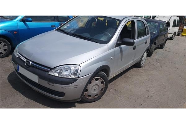 opel corsa c (2000) del año 