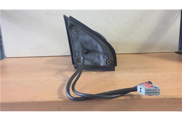 Recambio de retrovisor electrico izquierdo para fiat stilo (192) 1.2 16v referencia OEM IAM E30158459  