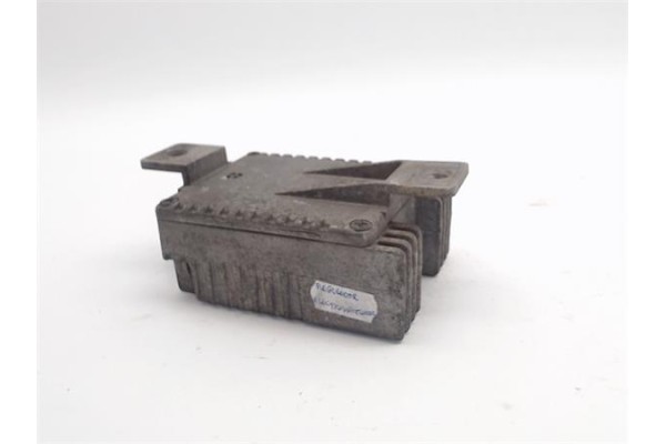 Recambio de regulador ventilador climatizacion para mercedes-benz clase a (bm 168) referencia OEM IAM 0275458032  