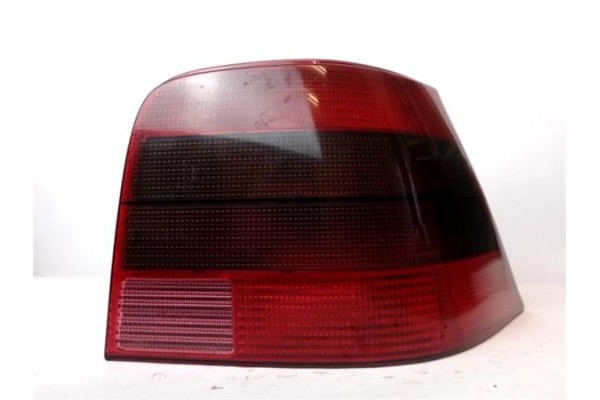 Recambio de piloto trasero derecho para volkswagen golf iv berlina (1j1) 1.9 tdi referencia OEM IAM 1JB945257  