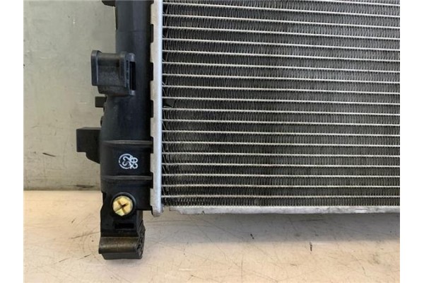 Recambio de radiador agua para opel astra j 1.6 referencia OEM IAM 1300299 39074662 