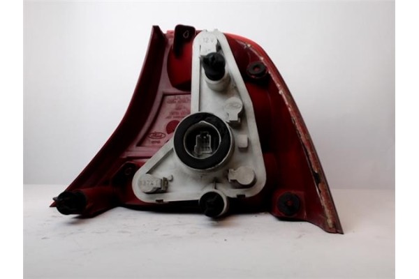 Recambio de piloto trasero izquierdo para ford focus sedán (dfw) 1.8 turbo di / tddi referencia OEM IAM 0374D  