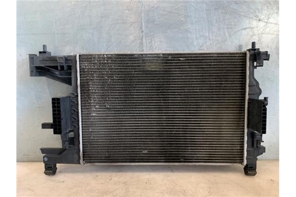 Recambio de radiador agua para opel astra j 1.6 referencia OEM IAM 1300299 39074662 