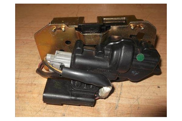 Recambio de cierre electromagnetico trasero derecho para chrysler voyager (rg)(2001) 2.8 crd referencia OEM IAM   