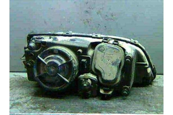 Recambio de faro delantero izquierdo para volvo v70 familiar 2.5 tdi referencia OEM IAM 8628398  