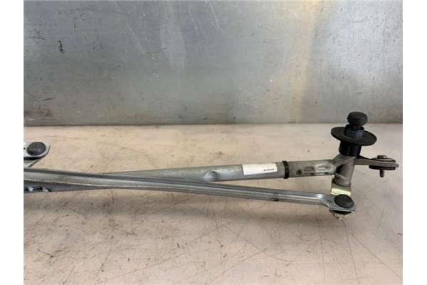 Recambio de brazo limpiaparabrisas delantero para opel astra j 1.6 referencia OEM IAM 1397220623  