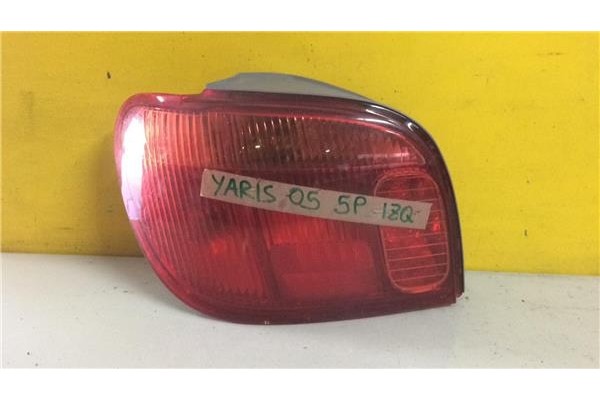 Recambio de piloto trasero izquierdo para toyota yaris (ncp1/nlp1/scp1) 1.4 d-4d luna referencia OEM IAM 52053  