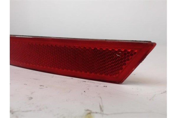 Recambio de reflectante paragolpes trasero para seat leon (1p1) 1.9 tdi referencia OEM IAM 1P0945106B  