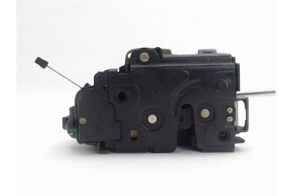 Recambio de cerradura puerta delantero derecha para skoda octavia berlina (1u2) 1.9 tdi glx referencia OEM IAM 3B1837015A 100019