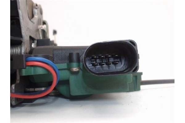 Recambio de cerradura puerta delantero derecha para skoda octavia berlina (1u2) 1.9 tdi glx referencia OEM IAM 3B1837015A 100019
