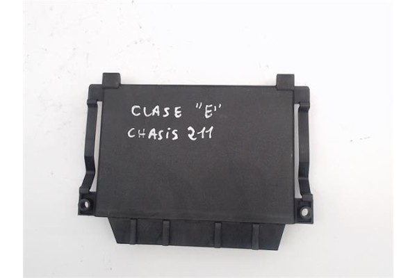 Recambio de centralita para mercedes-benz clase e (bm 211) berlina referencia OEM IAM 2115453832  
