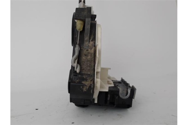 Recambio de cierre electromagnetico trasero izquierdo para volkswagen golf vi (5k1) 1.6 advance referencia OEM IAM 45B5K4839015H