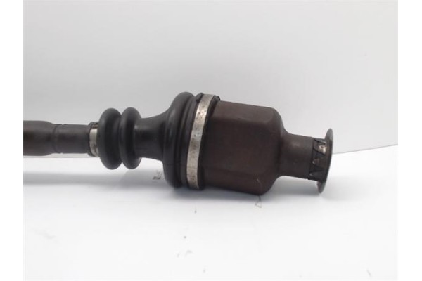 Recambio de palier delantero derecho para renault megane i (ba0/1_) 1.6 16v (ba11, ba04, ba0b, ba1j) referencia OEM IAM 82001685