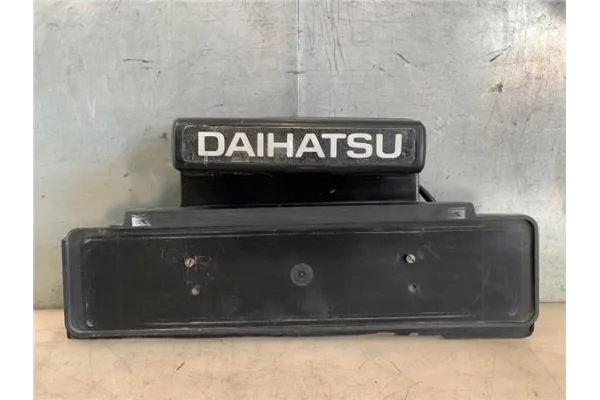 Recambio de matricula trasero para daihatsu wildcat/rocky (f75) 2.8 td referencia OEM IAM 7634355133  