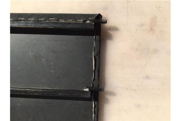 Recambio de bandeja trasero para suzuki alto (sh410/ef) 1.0 basis referencia OEM IAM 87410M70F106GL  