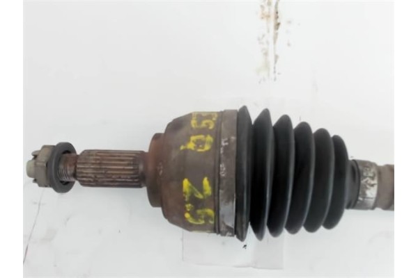Recambio de palier delantero izquierdo para nissan x-trail (t30) 2.5 4x4 referencia OEM IAM 8200330413  