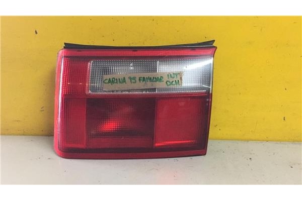 Recambio de piloto interior derecho para toyota carina (t19) 2.0 gl familiar referencia OEM IAM E135706  