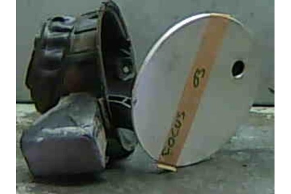 Recambio de tapa exterior combustible para ford focus (daw, dbw) 1.8 tdci referencia OEM IAM 1214249 1107353 