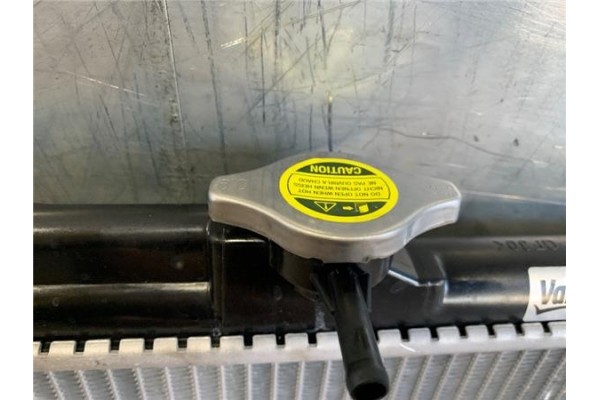 Recambio de radiador agua para toyota corolla (e11) 1.4 (ee111_) referencia OEM IAM 731441 1640016660 