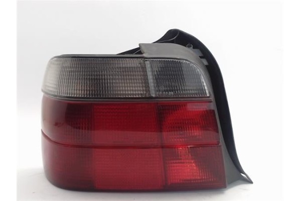Recambio de piloto trasero izquierdo para bmw serie 3 e36 berlina sin definir referencia OEM IAM 9402924  82199402924 , BMW
