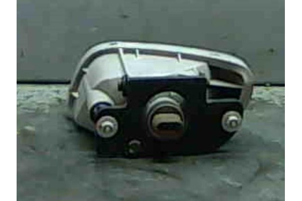 Recambio de faro antiniebla para chevrolet lacetti 2.0 tdci referencia OEM IAM 96551092  
