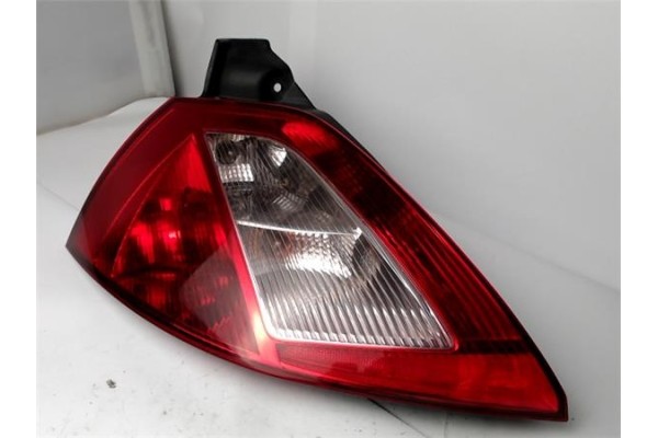 Recambio de piloto trasero izquierdo para renault megane ii (bm0/1_, cm0/1_) 1.9 dci (bm0g, cm0g) referencia OEM IAM 8200073236 