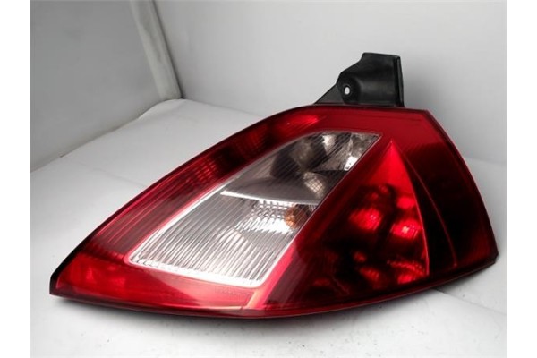 Recambio de piloto trasero derecho para renault megane ii (bm0/1_, cm0/1_) 1.9 dci (bm0g, cm0g) referencia OEM IAM 8200073237 89