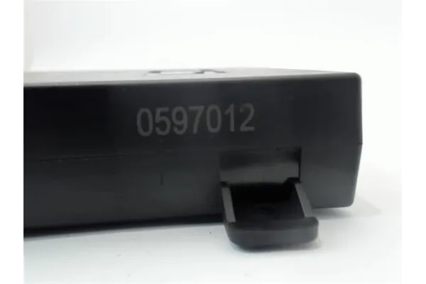 Recambio de centralita parking delantero para mercedes-benz clase m (bm 164) 3.0 ml 320 cdi (164.122) referencia OEM IAM 0597012