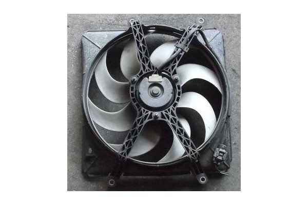 Recambio de electroventilador para toyota carina (t19) 1.6 (at190) referencia OEM IAM 1636102080  