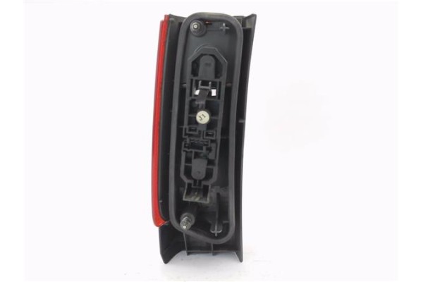 Recambio de piloto inferior trasero derecho para volvo v70 familiar 2.5 referencia OEM IAM 3512320 3512426 