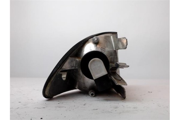 Recambio de intermitente delantero izquierdo para bmw serie 3 berlina (e46) 2.0 320d referencia OEM IAM 85355B  