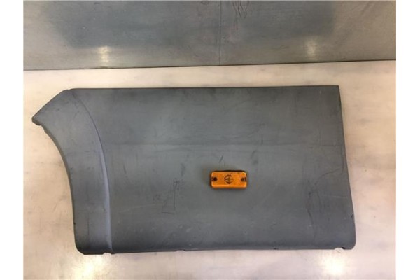 Recambio de moldura aleta trasero izquierda para peugeot boxer (333) combi bat.3000mm referencia OEM IAM 1308103070  