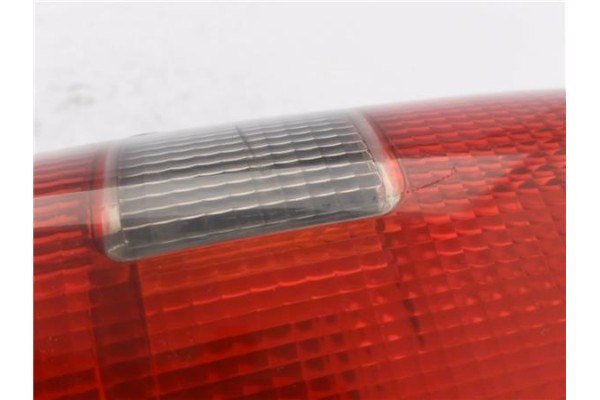 Recambio de piloto inferior trasero derecho para volvo v70 familiar 2.5 referencia OEM IAM 3512320 3512426 