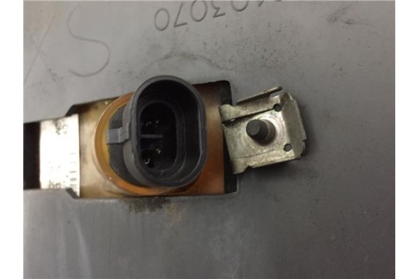 Recambio de moldura aleta trasero izquierda para peugeot boxer (333) combi bat.3000mm referencia OEM IAM 1308103070  