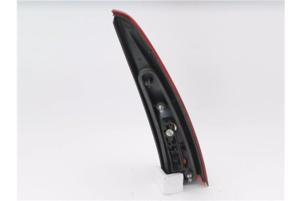 Recambio de piloto superior trasero izquierdo para volvo v70 familiar 2.5 referencia OEM IAM 9157799 9169472 