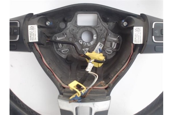 Recambio de volante para volkswagen passat cc (357) referencia OEM IAM 8200759888   Recambio de volante para volkswagen passat cc (357) referencia OEM IAM 8200759888