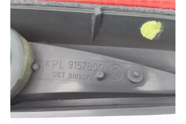 Recambio de piloto superior trasero derecho para volvo v70 familiar 2.5 referencia OEM IAM 9157800 9169473 