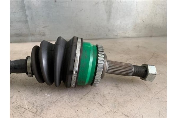 Recambio de palier delantero izquierdo para nissan primera berlina (p11) 2.0 referencia OEM IAM 391012F210  