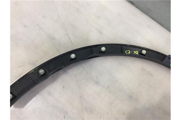 Recambio de moldura aleta delantero izquierda para toyota c-hr (x10) 2.0 hibrido referencia OEM IAM 75602F4010  