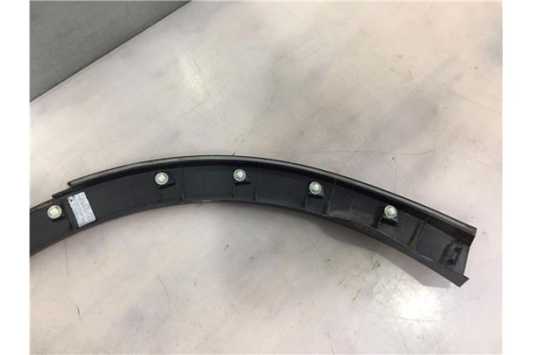 Recambio de moldura aleta delantero derecha para toyota c-hr (x10) 2.0 hibrido referencia OEM IAM 75601F4010  