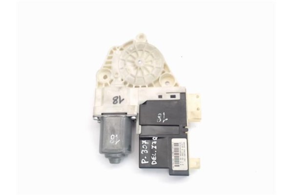 Recambio de motor elevalunas delantero izquierdo para peugeot 307 (s1) referencia OEM IAM  (503620100206) 
