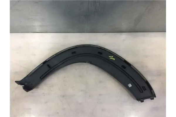 Recambio de moldura aleta trasero izquierda para peugeot boxer (333) combi bat.3000mm referencia OEM IAM 1308103070  