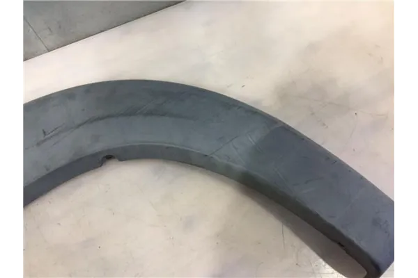 Recambio de moldura aleta trasero izquierda para peugeot boxer (333) combi bat.3000mm referencia OEM IAM 1308103070  