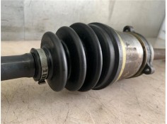 Recambio de palier delantero derecho para nissan primera berlina (p11) 2.0 referencia OEM IAM 391002F210  