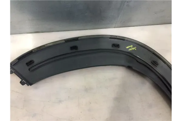 Recambio de moldura aleta trasero derecha para peugeot boxer (333) combi bat.3000mm referencia OEM IAM 1308103070  