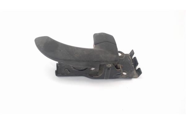 Recambio de manilla int. puerta delantero derecha para hyundai santa fe (sm) 2.0 gls crdi referencia OEM IAM 8262026010  