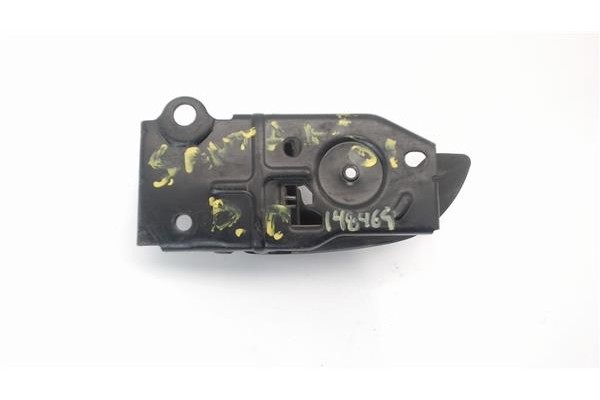 Recambio de manilla int. puerta delantero derecha para hyundai santa fe (sm) 2.0 gls crdi referencia OEM IAM 8262026010  